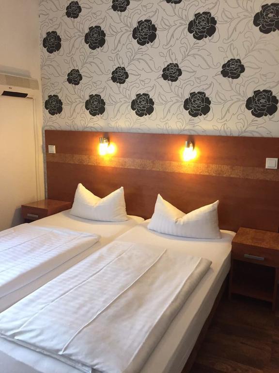 Hotel Monte Cristo Offenbach am Main Bagian luar foto