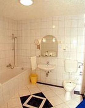 Hotel Monte Cristo Offenbach am Main Bagian luar foto